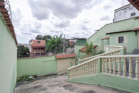 Casa à venda com 200m², 4 quartos e 4 vagasEntrada