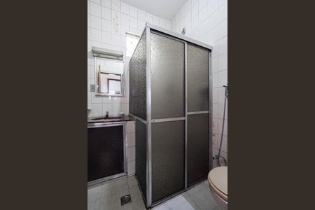 Casa à venda com 200m², 4 quartos e 4 vagasBanheiro social 