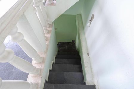 Casa à venda com 200m², 4 quartos e 4 vagasEscada