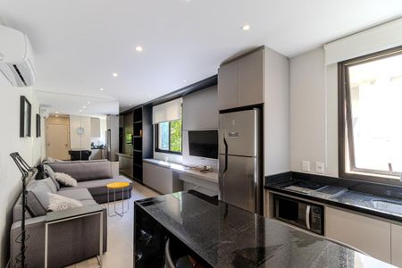 Sala de kitnet/studio para alugar com 1 quarto, 46m² em Santa Cecilia, São Paulo