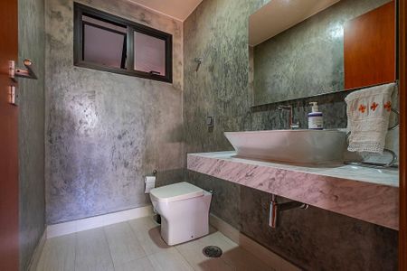 Lavabo de apartamento à venda com 3 quartos, 133m² em Jardim das Bandeiras, São Paulo