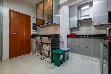 Apartamento à venda com 133m², 3 quartos e 2 vagasCozinha