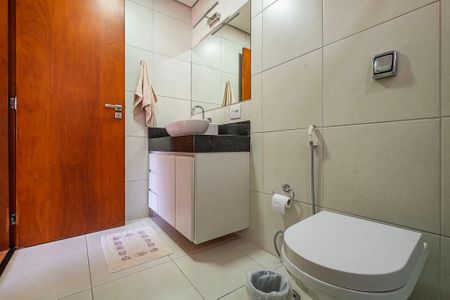 Apartamento à venda com 133m², 3 quartos e 2 vagasBanheiro da Suíte