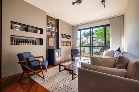 Sala de apartamento à venda com 3 quartos, 133m² em Jardim das Bandeiras, São Paulo