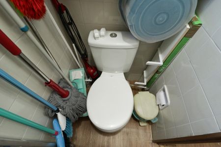 Apartamento à venda com 52m², 2 quartos e 1 vaga Apartamento à venda com 52m², 2 quartos e 1 vagaBanheiro de Serviço