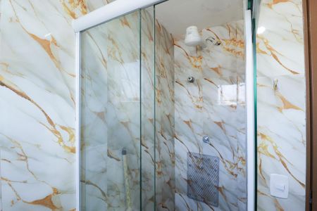 Apartamento à venda com 52m², 2 quartos e 1 vaga Apartamento à venda com 52m², 2 quartos e 1 vagaBanheiro