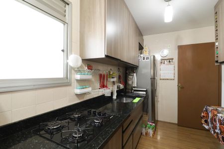 Apartamento à venda com 52m², 2 quartos e 1 vaga Apartamento à venda com 52m², 2 quartos e 1 vagaCozinha e Área de Serviço