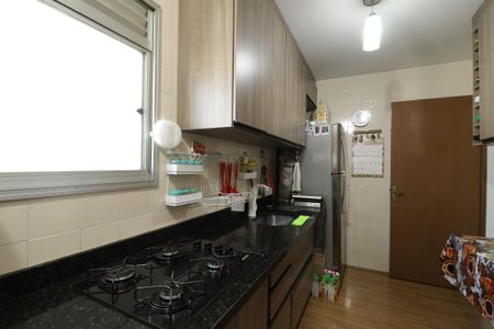 Apartamento à venda com 52m², 2 quartos e 1 vaga Apartamento à venda com 52m², 2 quartos e 1 vagaCozinha e Área de Serviço