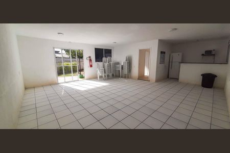 Apartamento à venda com 58m², 2 quartos e sem vagaÁrea comum - Salão de festas