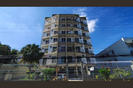 Apartamento para alugar com 55m², 2 quartos e 1 vaga Apartamento para alugar com 55m², 2 quartos e 1 vagaFachada