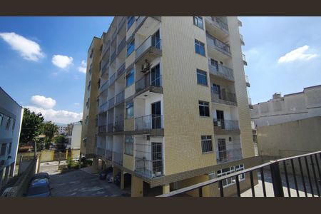 Apartamento para alugar com 55m², 2 quartos e 1 vaga Apartamento para alugar com 55m², 2 quartos e 1 vagaFachada