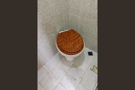 Casa de condomínio à venda com 345m², 2 quartos e 1 vagaBanheiro de Serviço - Casa 1