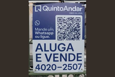 Casa de condomínio à venda com 345m², 2 quartos e 1 vagaPlaca