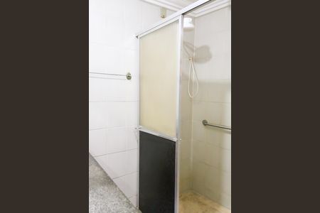 Casa de condomínio à venda com 345m², 2 quartos e 1 vagaBanheiro - Casa 1