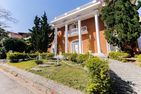 Casa para alugar com 540m², 4 quartos e 5 vagasFachada