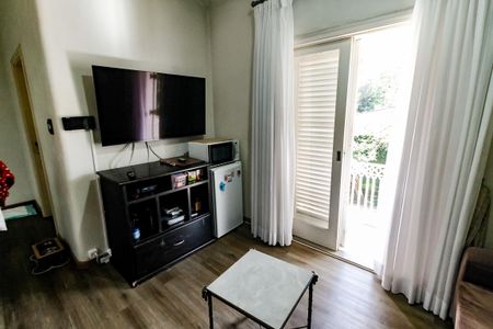 Casa para alugar com 540m², 4 quartos e 5 vagasSala 4 - TV