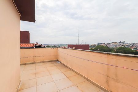 Apartamento à venda com 117m², 2 quartos e 1 vagaÁrea de Serviço e Terraço