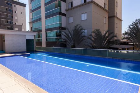 Apartamento à venda com 110m², 4 quartos e 2 vagasÁrea comum - Piscina