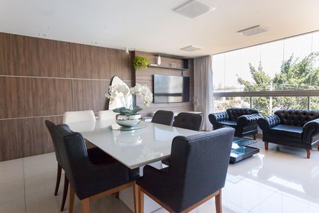 Apartamento à venda com 110m², 4 quartos e 2 vagasSala de Jantar