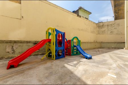Apartamento à venda com 52m², 2 quartos e 1 vaga Apartamento à venda com 52m², 2 quartos e 1 vagaÁrea comum - Playground