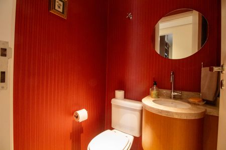 Apartamento à venda com 178m², 4 quartos e 3 vagas Apartamento à venda com 178m², 4 quartos e 3 vagasLavabo