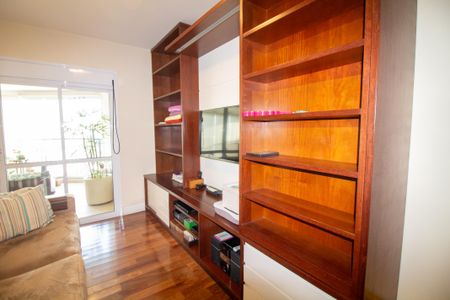 Apartamento à venda com 178m², 4 quartos e 3 vagas Apartamento à venda com 178m², 4 quartos e 3 vagasQuarto 1