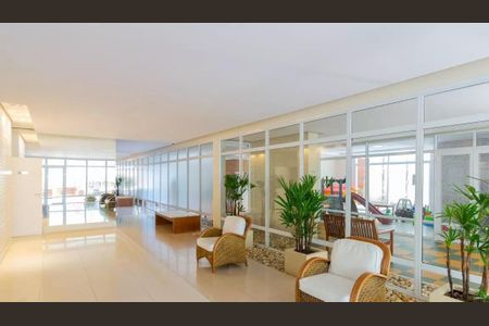 Apartamento à venda com 178m², 4 quartos e 3 vagas Apartamento à venda com 178m², 4 quartos e 3 vagasHall Social