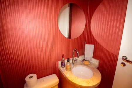 Apartamento à venda com 178m², 4 quartos e 3 vagas Apartamento à venda com 178m², 4 quartos e 3 vagasLavabo