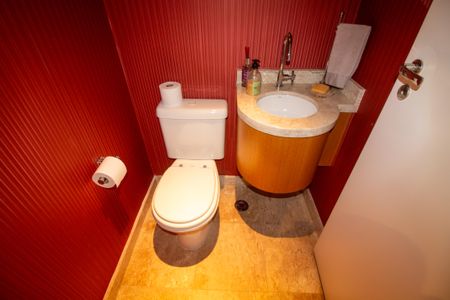 Apartamento à venda com 178m², 4 quartos e 3 vagas Apartamento à venda com 178m², 4 quartos e 3 vagasLavabo