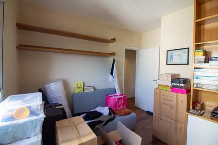 Apartamento à venda com 178m², 4 quartos e 3 vagas Apartamento à venda com 178m², 4 quartos e 3 vagasQuarto 2