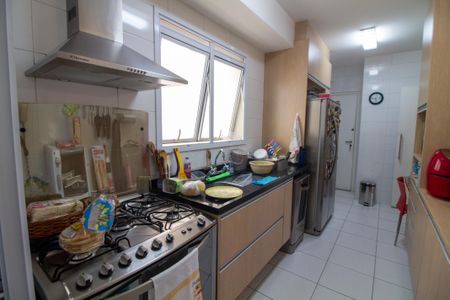 Apartamento à venda com 178m², 4 quartos e 3 vagas Apartamento à venda com 178m², 4 quartos e 3 vagasCozinha