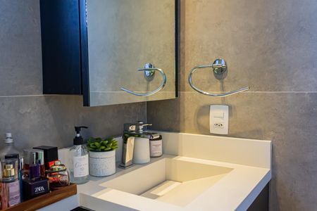 Apartamento à venda com 79m², 3 quartos e 2 vagasBanheiro da Suíte