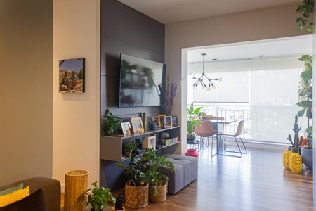 Sala de apartamento à venda com 3 quartos, 79m² em Vila Anastácio, São Paulo