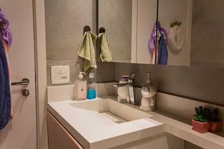 Apartamento à venda com 79m², 3 quartos e 2 vagasBanheiro