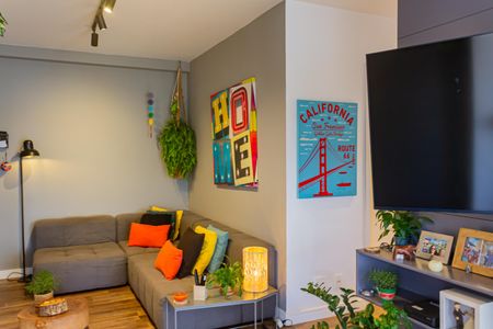 Sala de apartamento à venda com 3 quartos, 79m² em Vila Anastácio, São Paulo