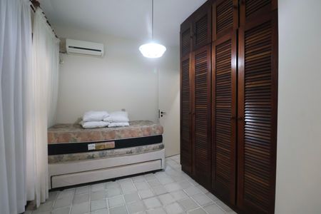 Apartamento para alugar com 336m², 4 quartos e 2 vagas Apartamento para alugar com 336m², 4 quartos e 2 vagasSuíte 2