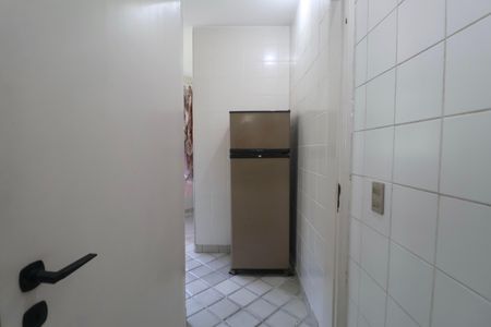 Apartamento para alugar com 336m², 4 quartos e 2 vagas Apartamento para alugar com 336m², 4 quartos e 2 vagasCozinha