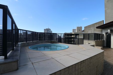 Apartamento para alugar com 336m², 4 quartos e 2 vagas Apartamento para alugar com 336m², 4 quartos e 2 vagasVaranda