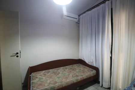 Apartamento para alugar com 336m², 4 quartos e 2 vagas Apartamento para alugar com 336m², 4 quartos e 2 vagasQuarto