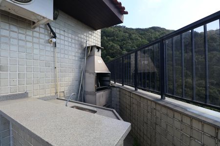 Varanda de apartamento para alugar com 4 quartos, 336m² em Barra Funda, Guarujá