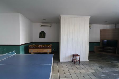 Apartamento para alugar com 336m², 4 quartos e 2 vagas Apartamento para alugar com 336m², 4 quartos e 2 vagasÁrea comum - Salão de jogos