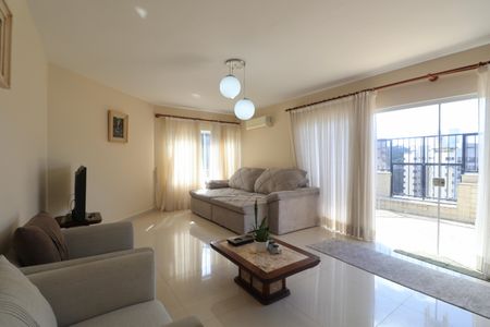 Sala de apartamento para alugar com 4 quartos, 336m² em Barra Funda, Guarujá