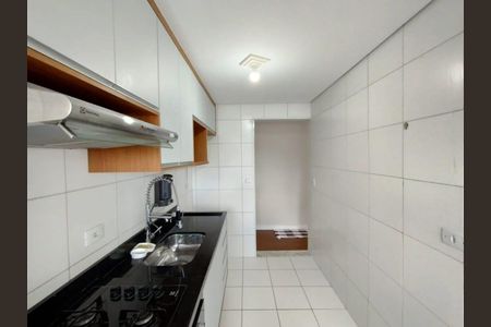 Apartamento à venda com 55m², 2 quartos e 1 vaga Apartamento à venda com 55m², 2 quartos e 1 vagaCozinha