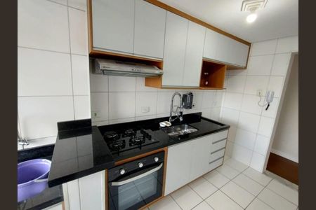 Apartamento à venda com 55m², 2 quartos e 1 vaga Apartamento à venda com 55m², 2 quartos e 1 vagaCozinha