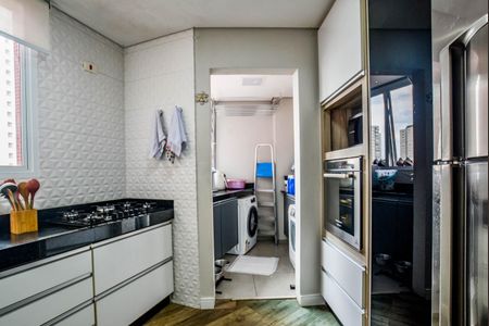 Apartamento à venda com 90m², 2 quartos e 2 vagasCozinha