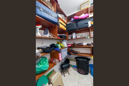 Apartamento à venda com 70m², 2 quartos e 1 vagaÁrea de Serviço