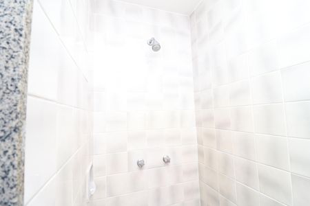 Casa à venda com 450m², 5 quartos e 4 vagasBanheiro de Serviço 2