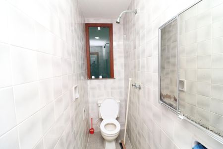 Casa à venda com 450m², 5 quartos e 4 vagasBanheiro de Serviço 1