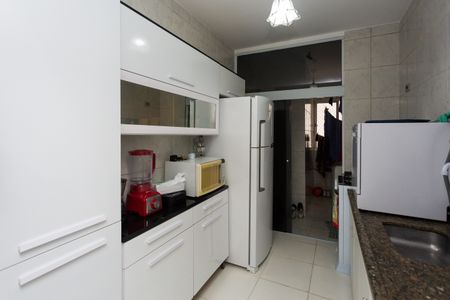 Apartamento à venda com 52m², 2 quartos e 1 vaga Apartamento à venda com 52m², 2 quartos e 1 vagaCozinha
