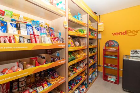 Apartamento para alugar com 28m², 1 quarto e sem vagaÁrea comum - Mini Mercado